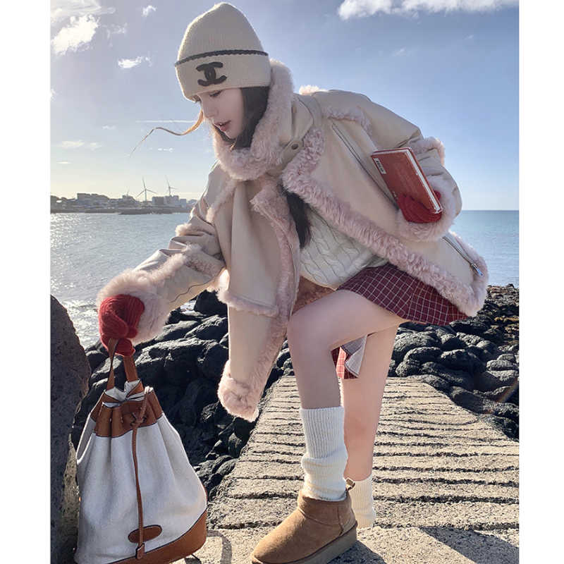 ファーコンビムートン風カラージャケット