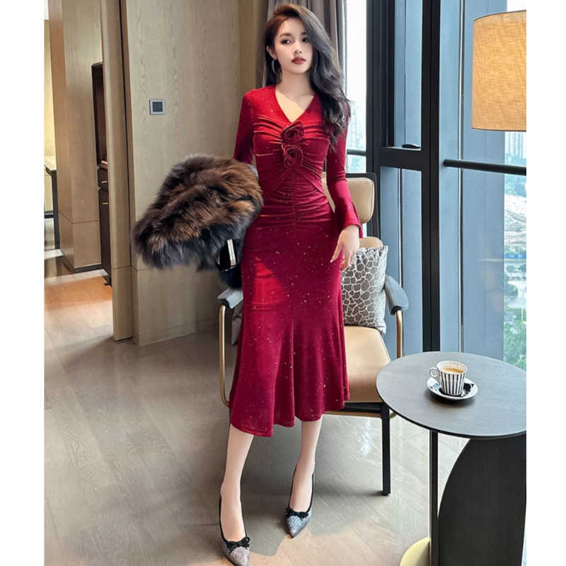 ローズモチーフフロントシャーリングマーメイドワンピース