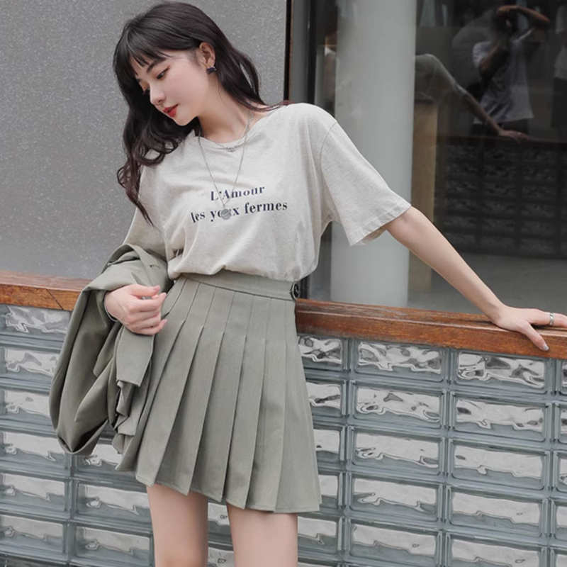 ロングテーラードダブルジャケット×プリーツミニスカート