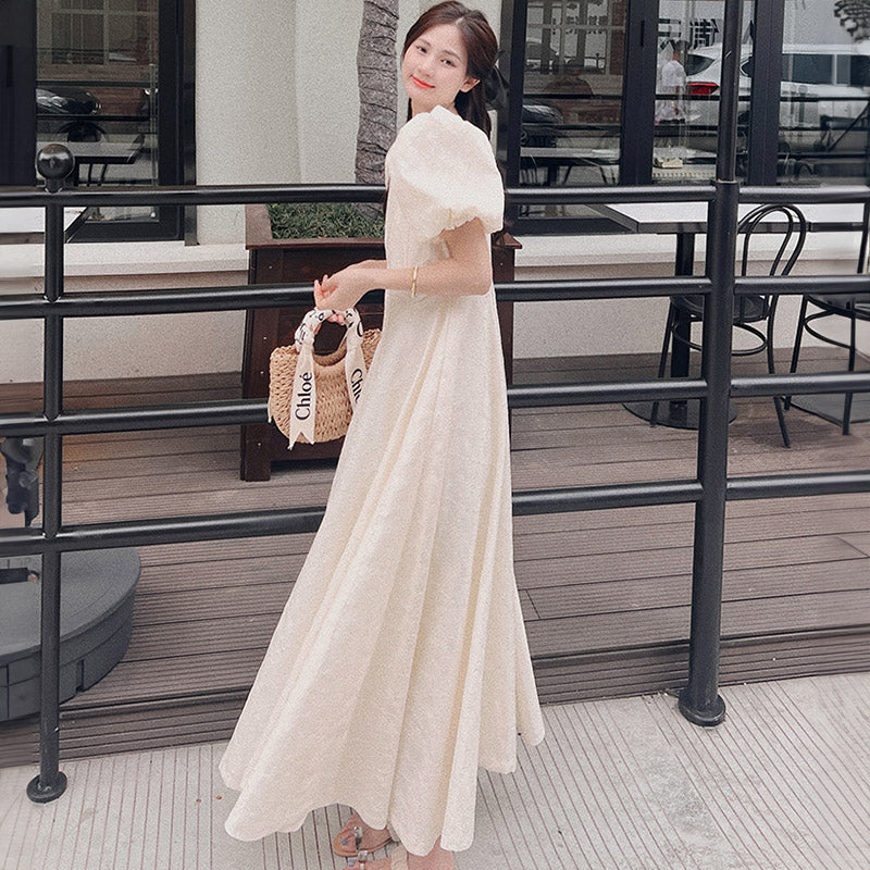 パフスリーブAラインワンピース