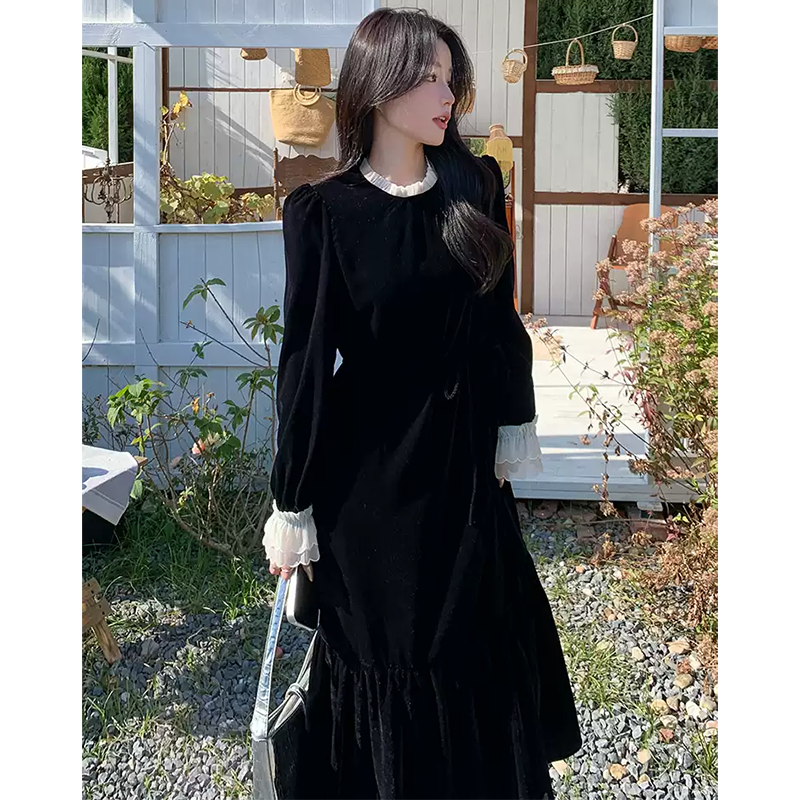 クラシカルベルベット裾切り替えワンピース