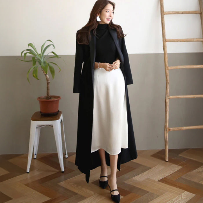 テーラードカラーブラックワンピース
