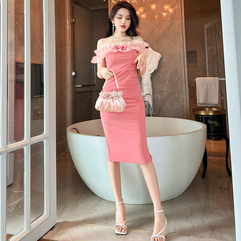 オフショルダーペンシルラインフリルドレス