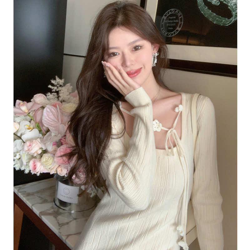 フラワーチョーカーコンビスクエアネックニットワンピース