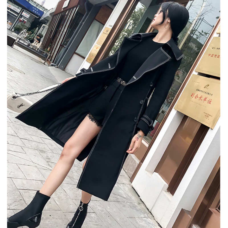 アウトラインステッチヨークトレンチコート