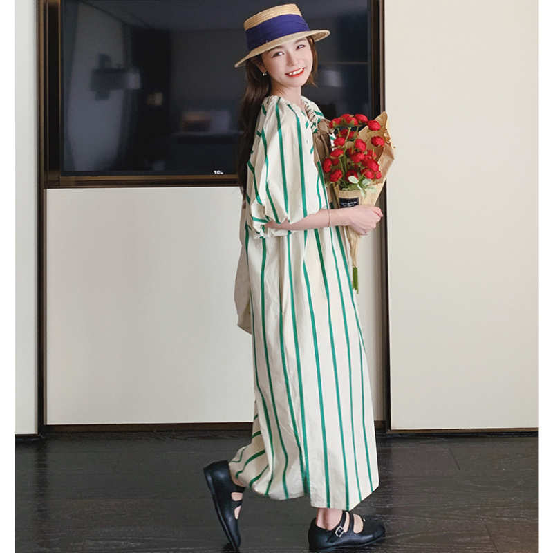 ドローストリングネックバルーンスリーブストライプワンピース