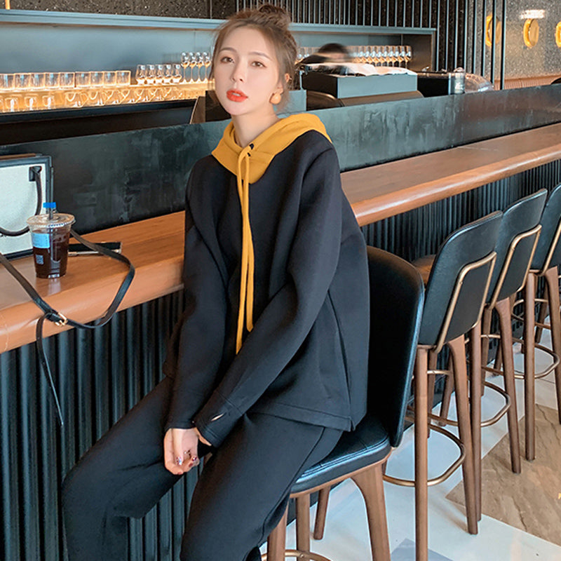 バイカラースウェットセットアップ