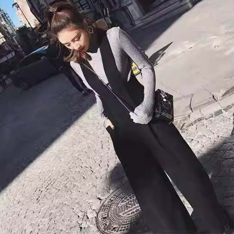 スリット入りハイネックリブニット×Vネックリブウエストサロペットパンツ(2colors)