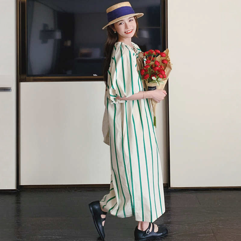 ドローストリングネックバルーンスリーブストライプワンピース