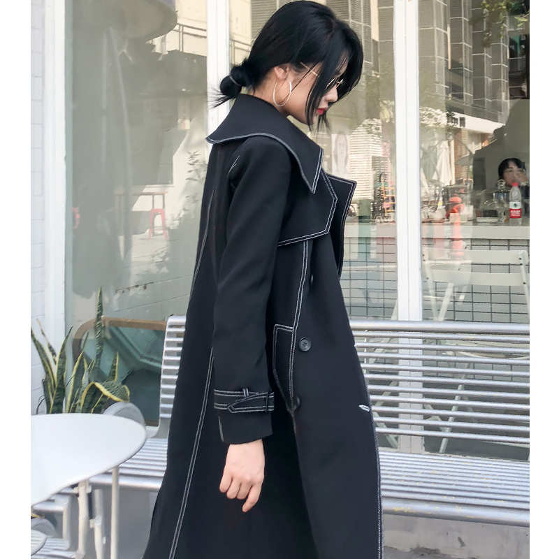 アウトラインステッチヨークトレンチコート