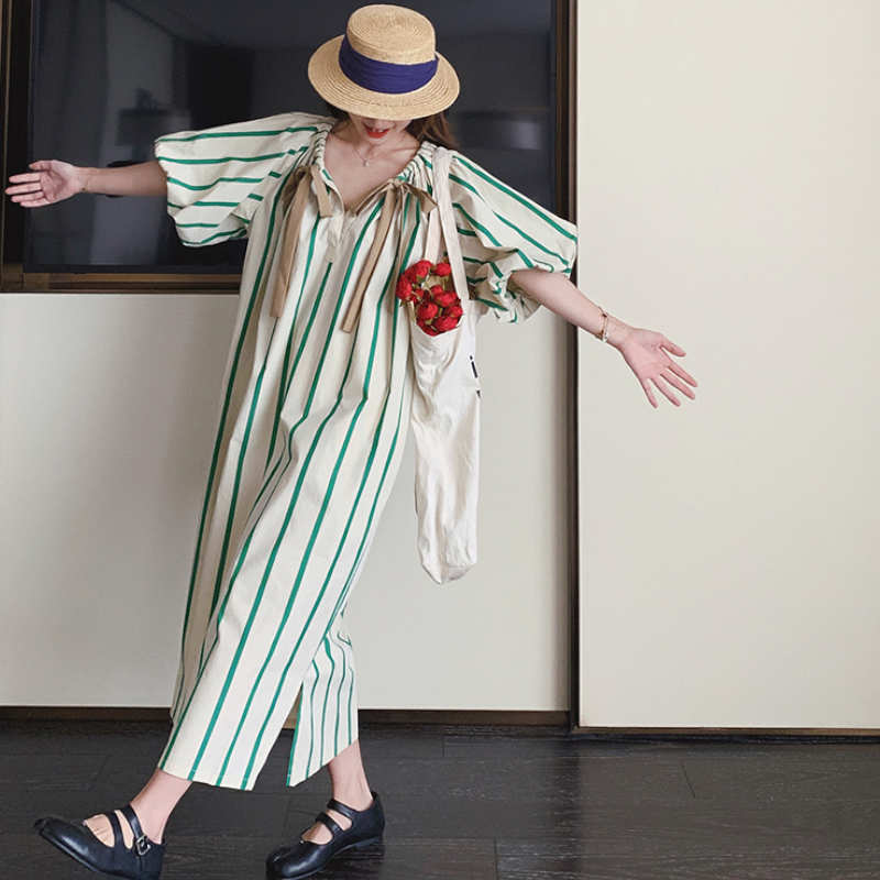ドローストリングネックバルーンスリーブストライプワンピース