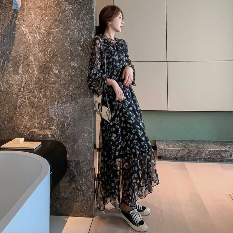 小花柄シフォンワンピース