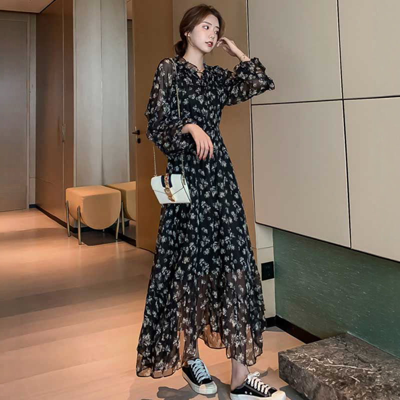 小花柄シフォンワンピース