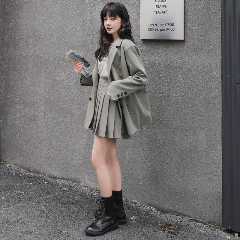 ロングテーラードダブルジャケット×プリーツミニスカート