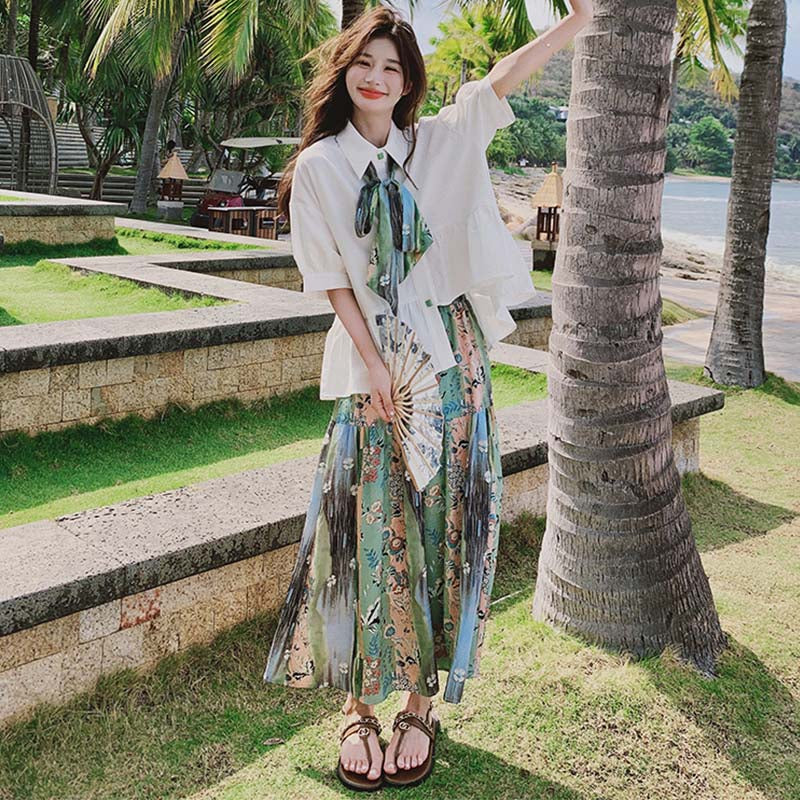 裾フレアブラウス×ボタニカルロングスカート