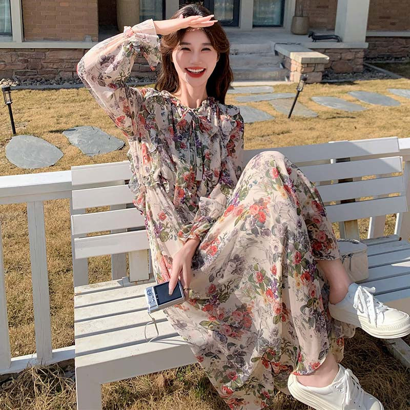 クラシカルローズボウタイワンピース