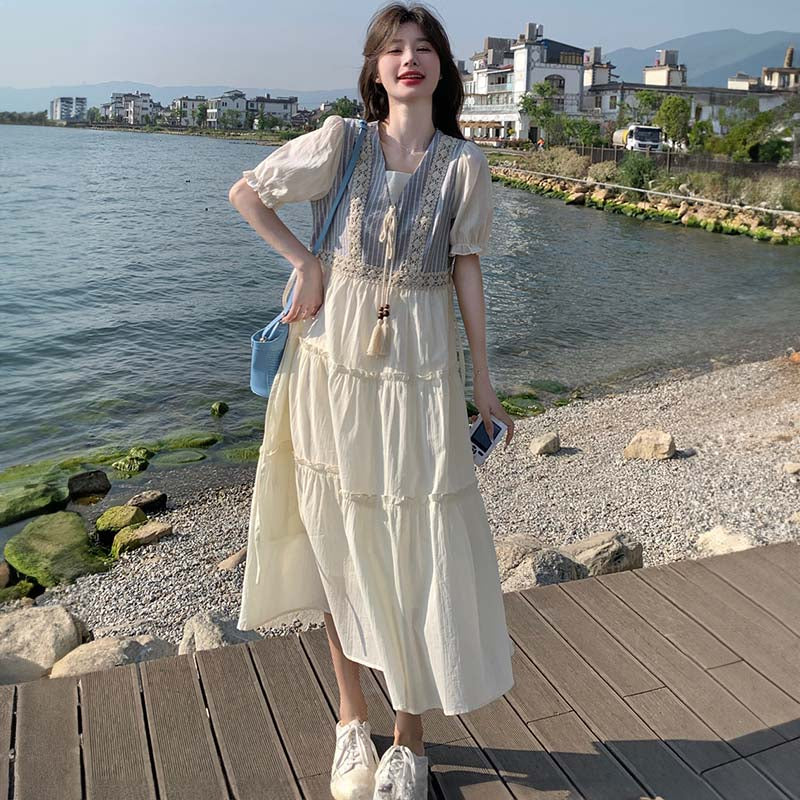 ストライプレースティアードワンピース