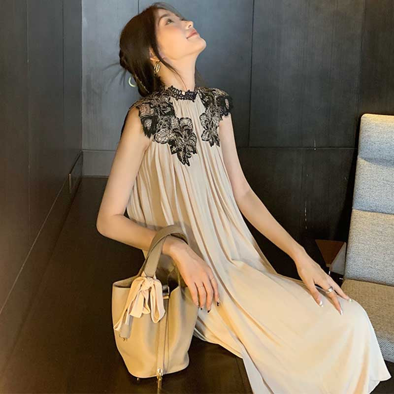 スリムドレープノースリーブワンピース