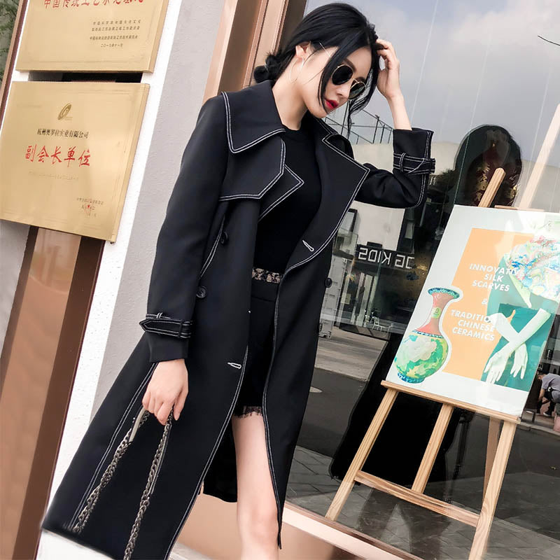 アウトラインステッチヨークトレンチコート