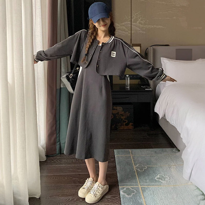 クロップドスウェットブルゾン×バイカラーキャミワンピース