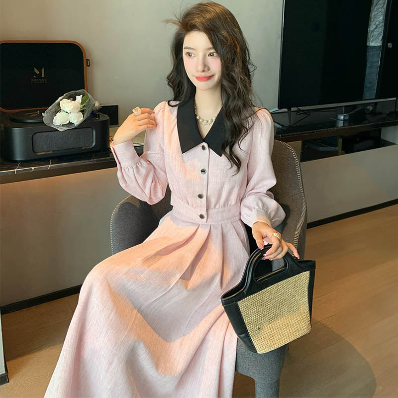 ブラックカラークロップドシャツ×プリーツロングスカート