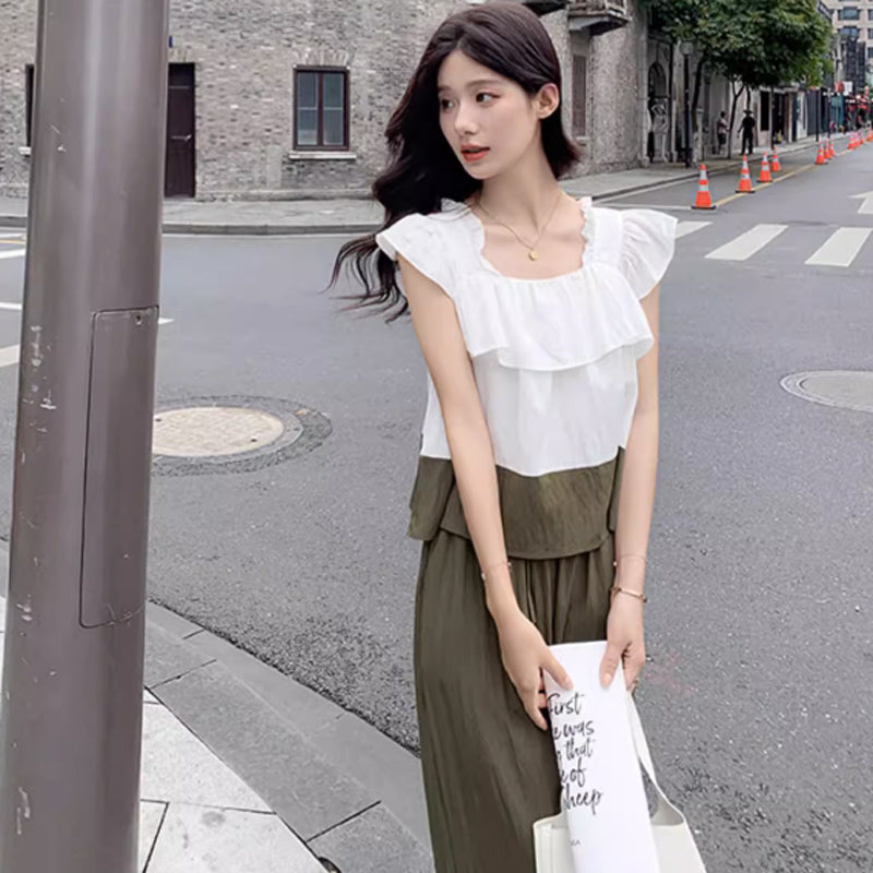 フレンチスリーブフリルトップ×ワイドパンツ