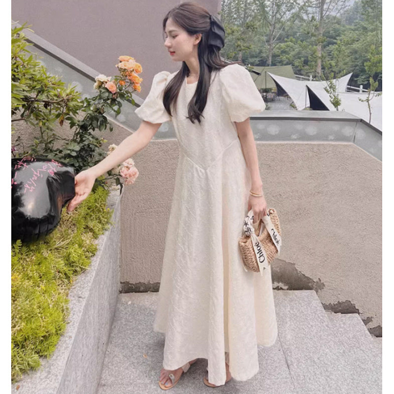 パフスリーブAラインワンピース