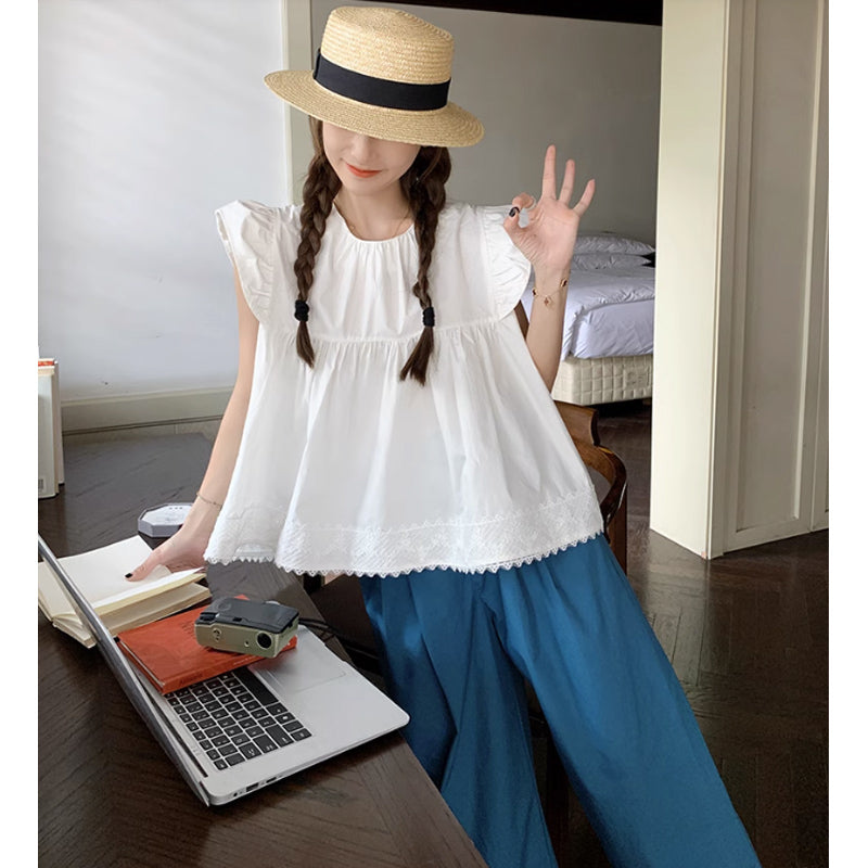 チュニックブラウス×ブルーワイドパンツ