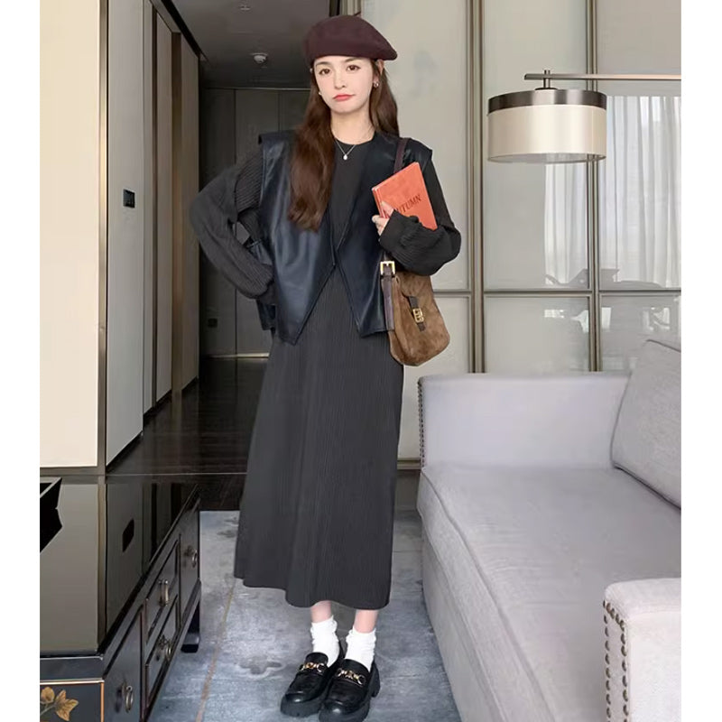 ワイドレザーベスト×リブニットワンピース