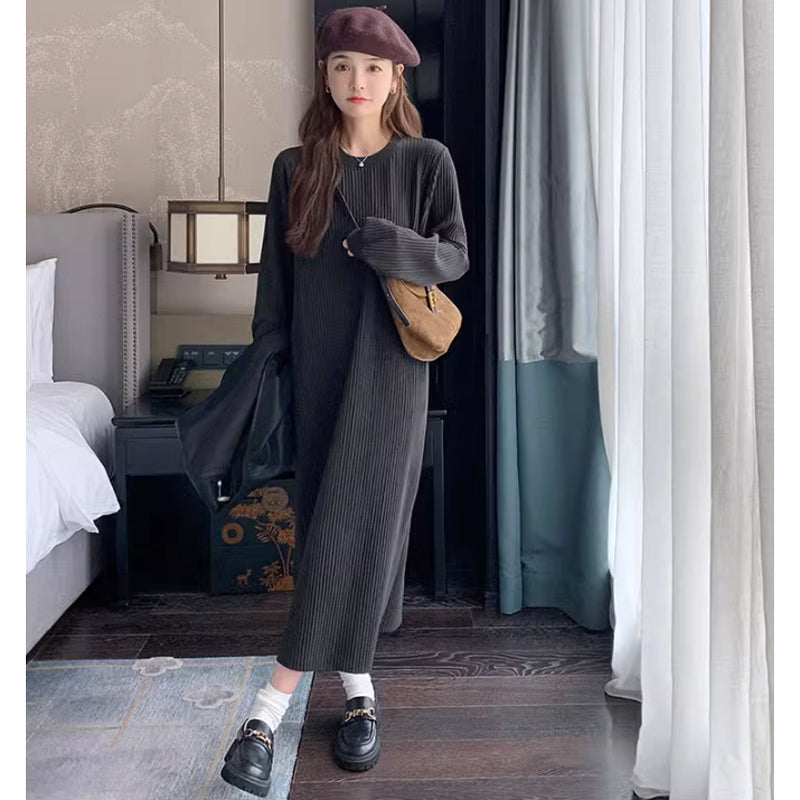 ワイドレザーベスト×リブニットワンピース