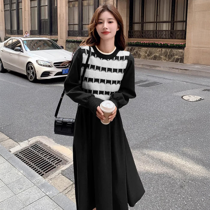 ラウンドネックAラインニットワンピース(2colors)