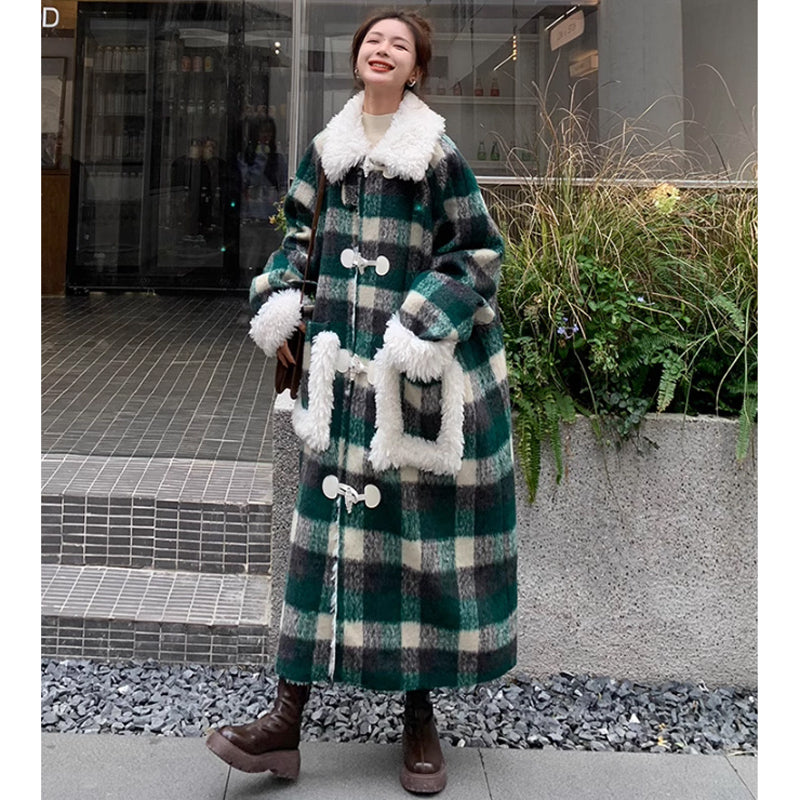 ダッフルチェックロングコート