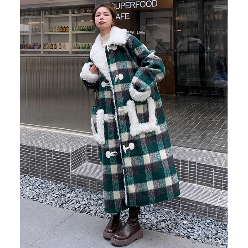 ダッフルチェックロングコート