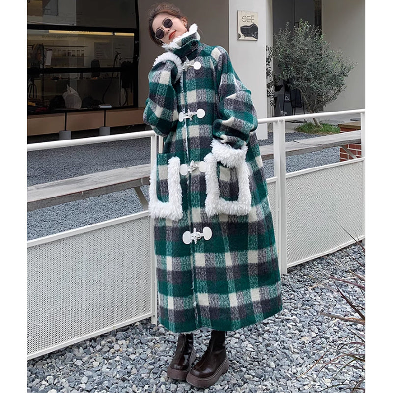 ダッフルチェックロングコート