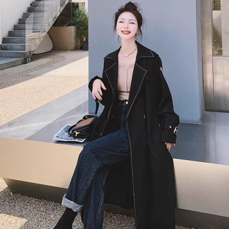 ステッチ入りブラックロングトレンチ