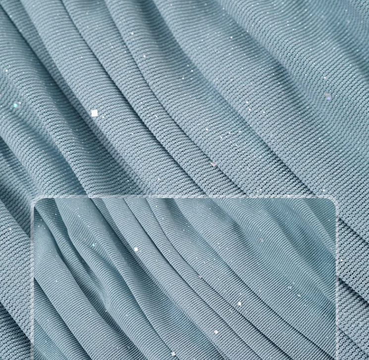 フロントカットアウトラメシアーペンシルワンピース