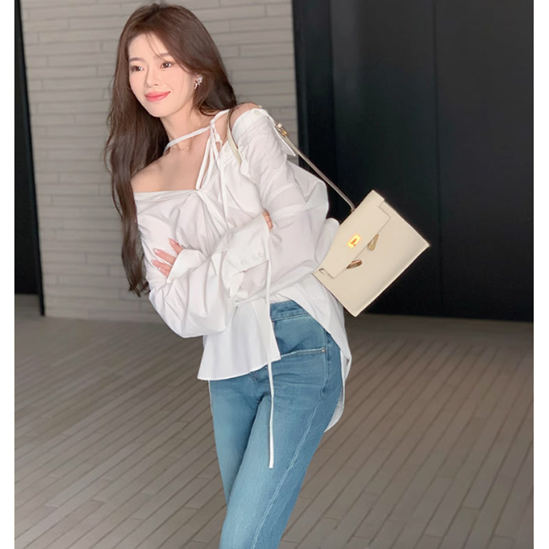 リボンストラップホワイトブラウス