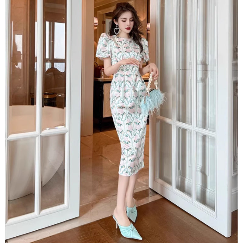 レトロフラワータイトワンピース