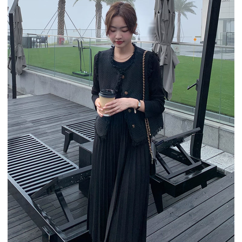 カットオフベスト×プリーツスカートワンピース