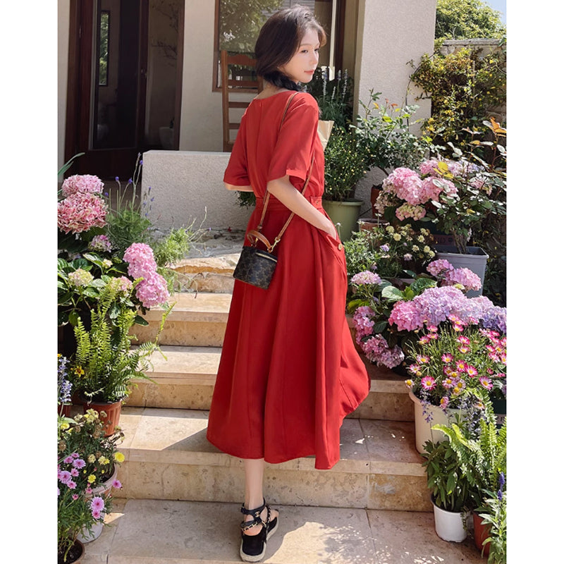 ラウンドネックレトロワンピース