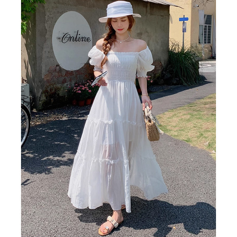 オフショルダーシャーリングワンピース