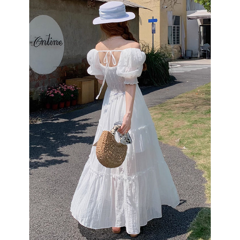 オフショルダーシャーリングワンピース