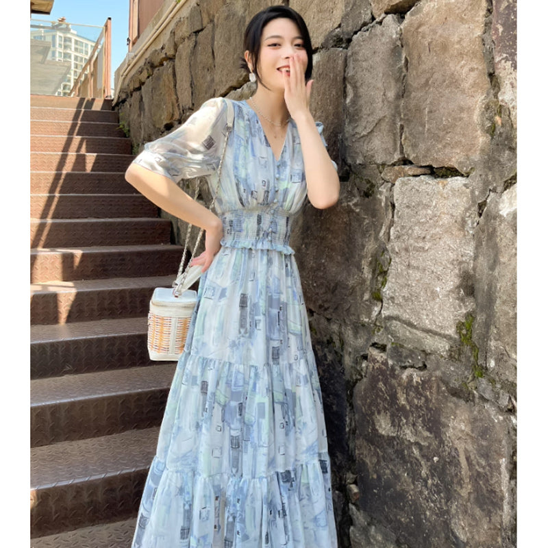 Vネックシフォンフレアワンピース