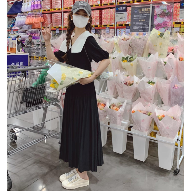 セーラーカラーモノトーンワンピース