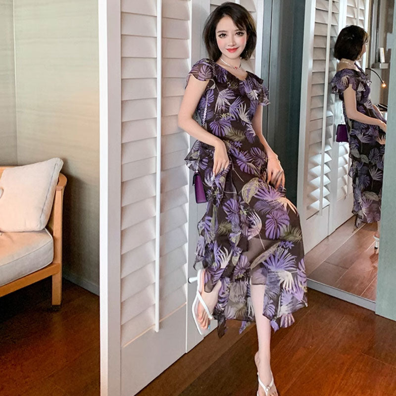 Vネックフリルワンピース