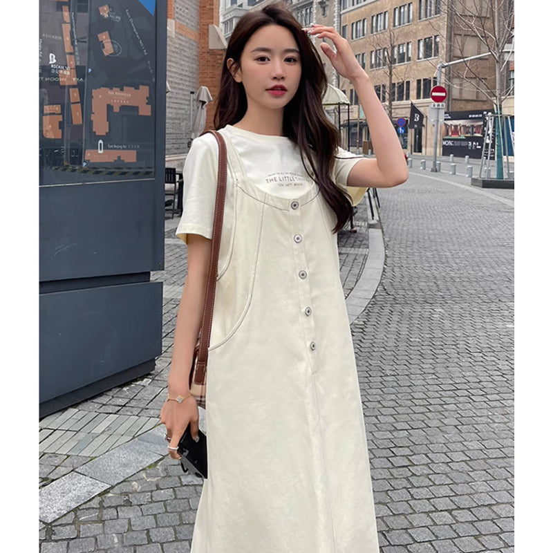 ロゴプリトンシャツ×Aラインステッチサロペットスカート