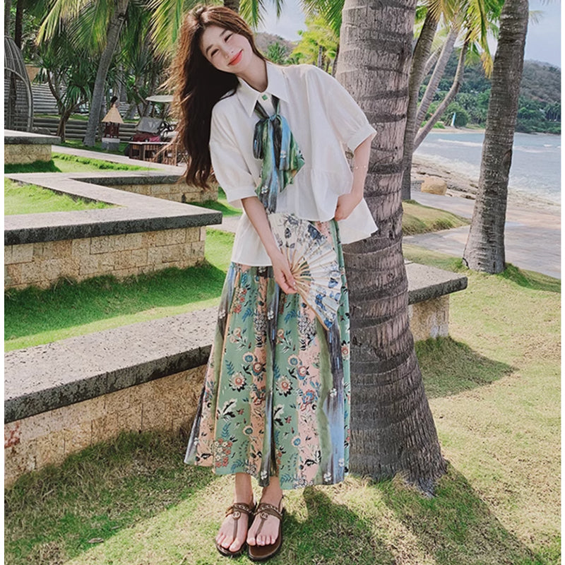 裾フレアブラウス×ボタニカルロングスカート
