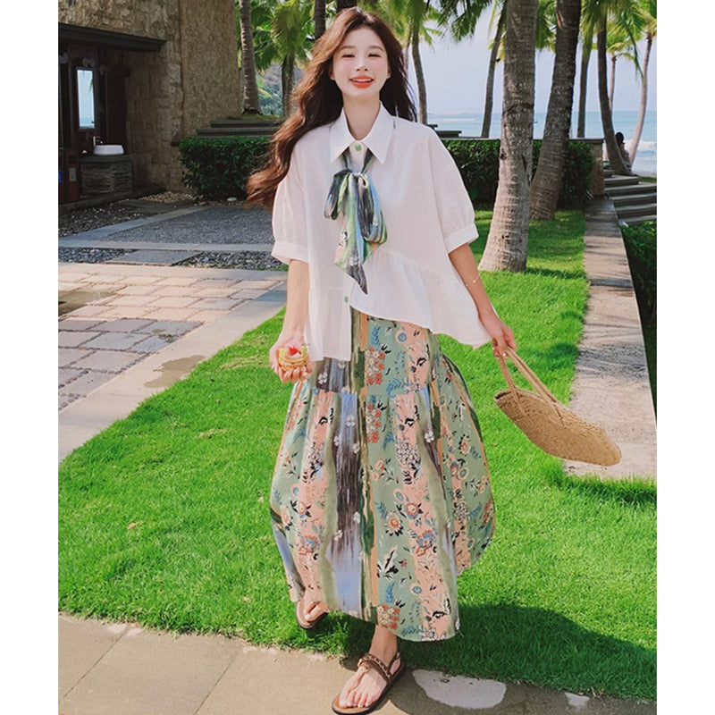 裾フレアブラウス×ボタニカルロングスカート
