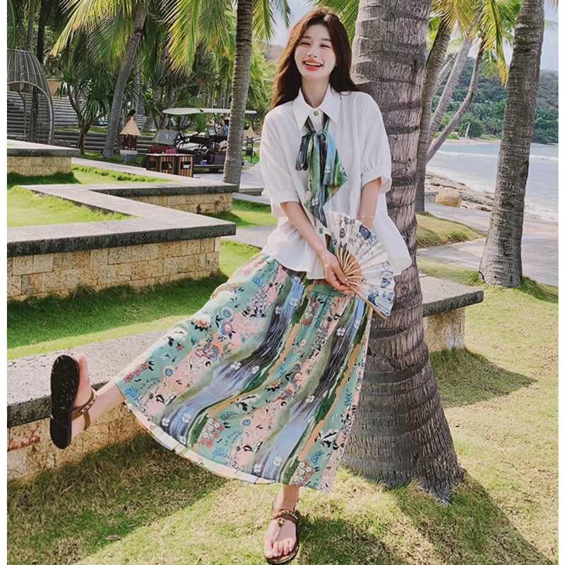 裾フレアブラウス×ボタニカルロングスカート