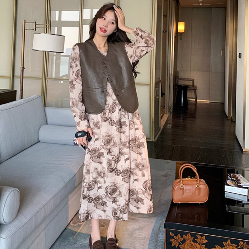 レザーベスト×ローズワンピース